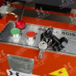 Фото 10 - Ножничный подъемник с электроподъемом и аккумулятором QX-050-090 DC/AC OXLIFT 500 кг 9 м.
