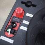 Фото 19 - Самоходный Ножничный Подъемник QZ-030-075 WD OXLIFT 300 кг 7,5 м.