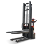 Фото 34 - Самоходный Штабелер AX-3010 OXLIFT 3 м 1000 кг.