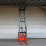 Фото 30 - Самоходный Штабелер BX-5015 OXLIFT 5 м 1500кг.