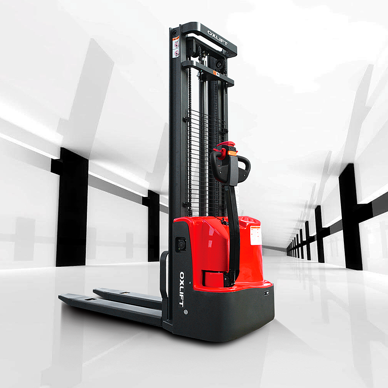 Фото 90 - Самоходный Штабелер AX-3512 OXLIFT 3,5 м 1200 кг.