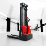 Фото 28 - Самоходный Штабелер AX-3512 OXLIFT 3,5 м 1200 кг.