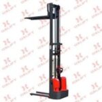 Фото 31 - Самоходный Штабелер AX-2512 OXLIFT 2,5 м 1200 кг.