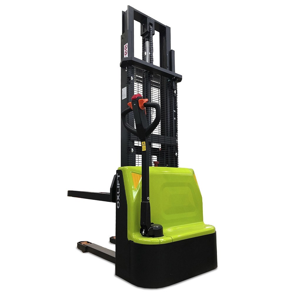 Фото 77 - Самоходный Штабелер AX 1532LC OXLIFT 1500 кг 3,2 м Li-Ion.