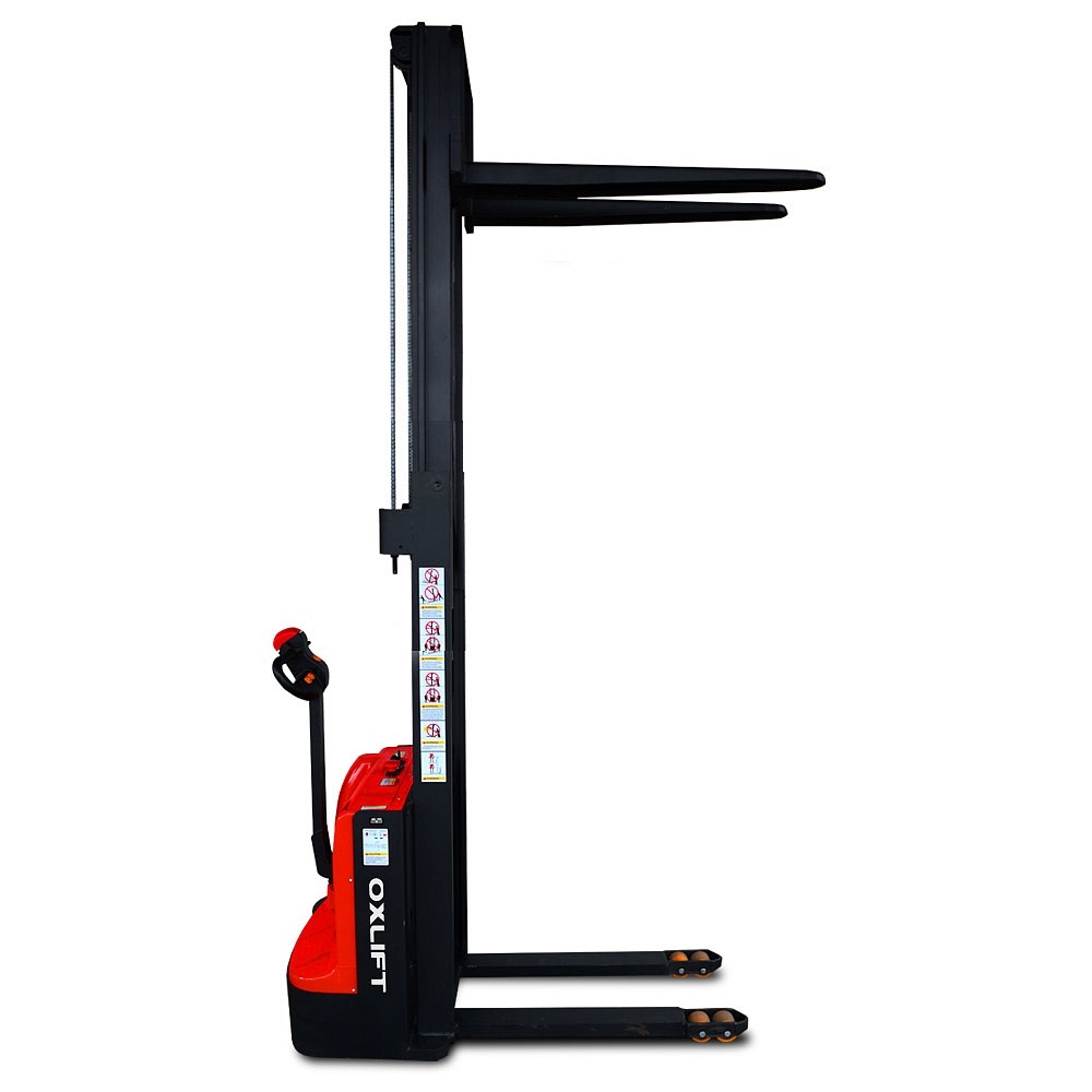 Фото 61 - Самоходный Штабелер AX-3016 OXLIFT 3 м 1600 кг.