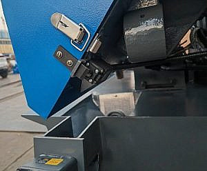 Фото 18 - MetalTec BS 500 CA автоматический колонный ленточнопильный станок.