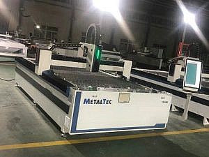 Фото 20 - MetalTec 1530B (1500W) оптоволоконный лазерный станок для резки металла.