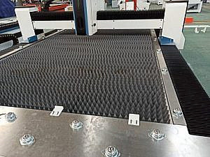 Фото 27 - MetalTec 1530B (1500W) оптоволоконный лазерный станок для резки металла.