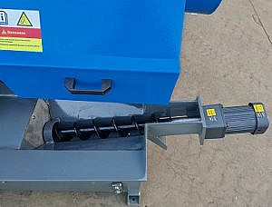Фото 21 - MetalTec BS 300 ZA автоматический колонный ленточнопильный станок.